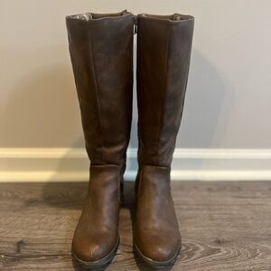 Women’s size 6.5 boots